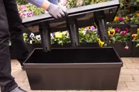 Selbstbewässernde Kapillarbox