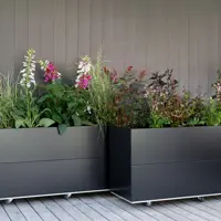 BEDD Pflanzkübel auf Rädern
